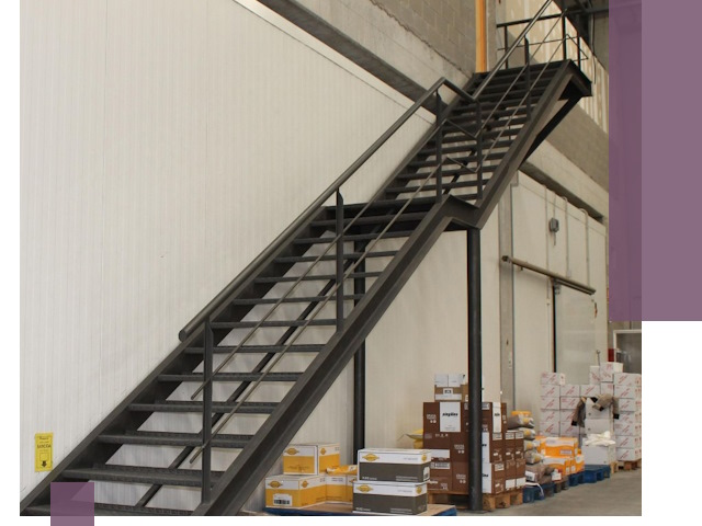 Лестницы для производства в Домодедове — изготовление и монтаж