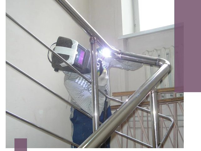 Монтаж перил и ограждений качественно в Домодедове