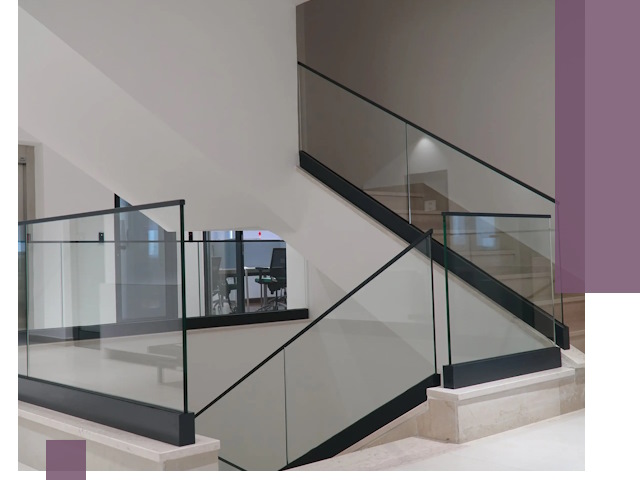 Стеклянные перила премиум-класса с установкой в Домодедове