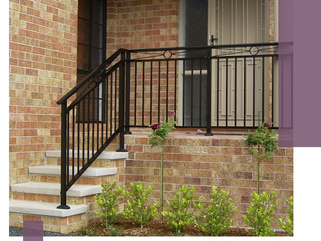 Уличные перила из металла под ключ в Домодедове