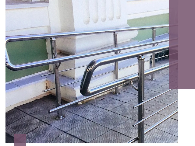 Ограждения пандусов из металла и нержавейки в Домодедове