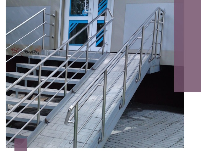 Пандус на крыльцо под ключ в Домодедове: монтаж и изготовление